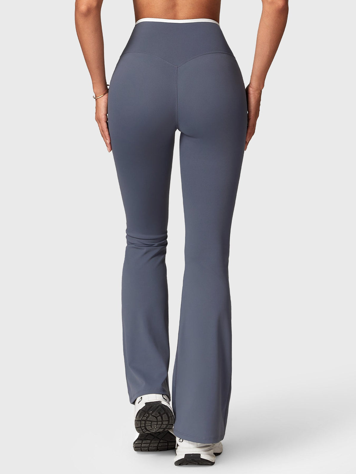 VYRA CoreFlex Contrast-Trim Flare Leggings