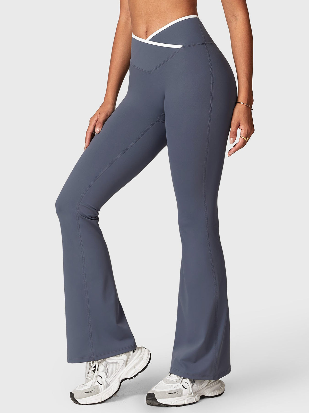 VYRA CoreFlex Contrast-Trim Flare Leggings