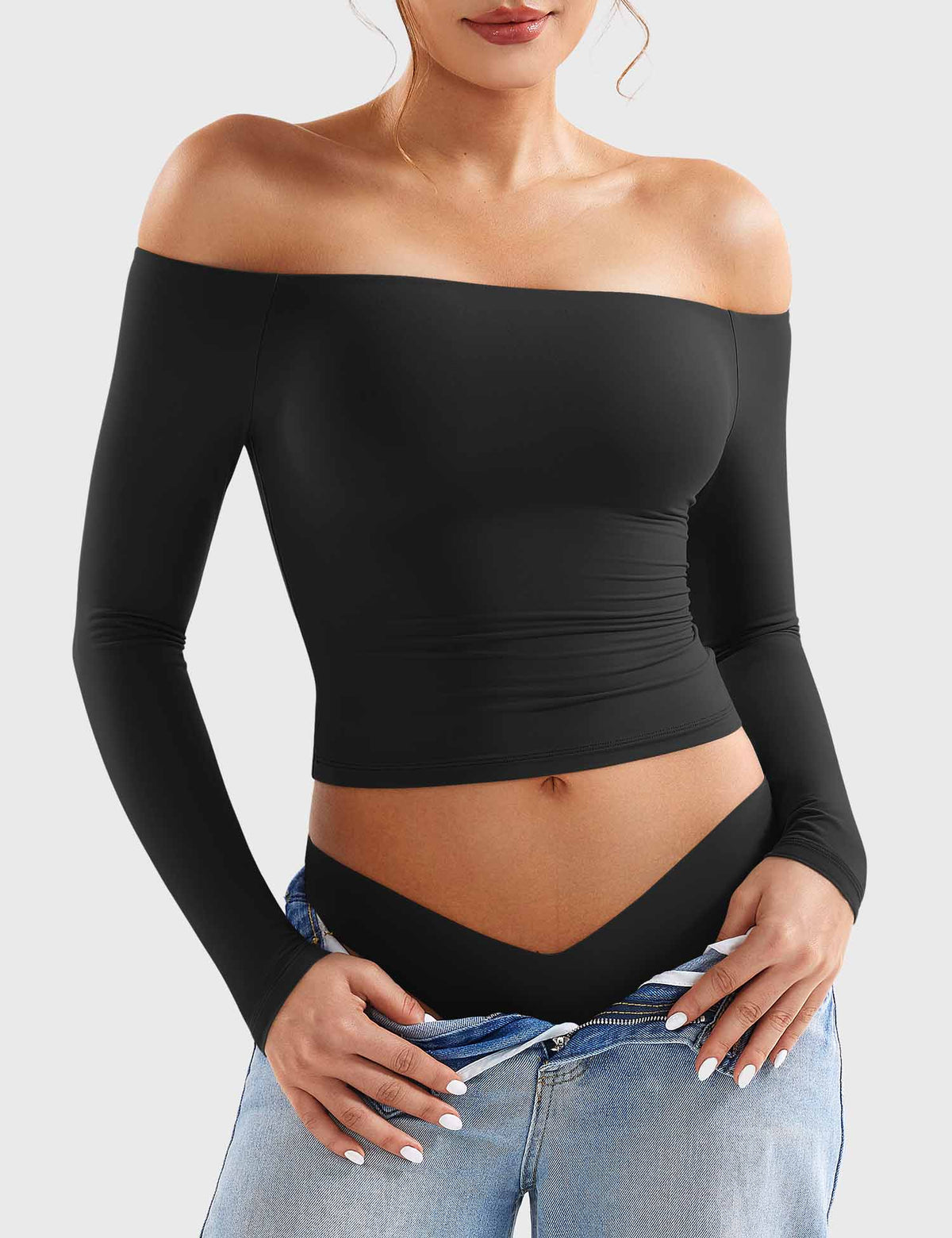 VYRA Ease Y2K Off-Shoulder Capri Set