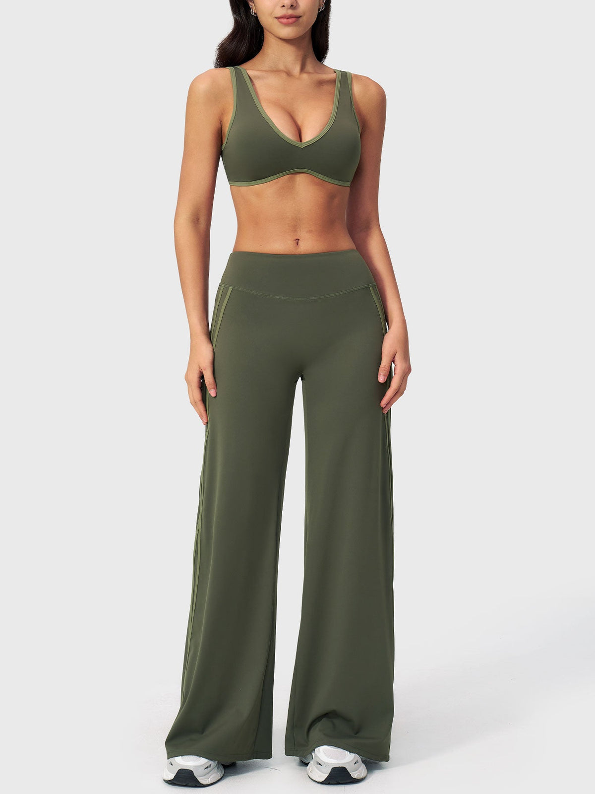 VYRA Ease Color-Block Sports Bra