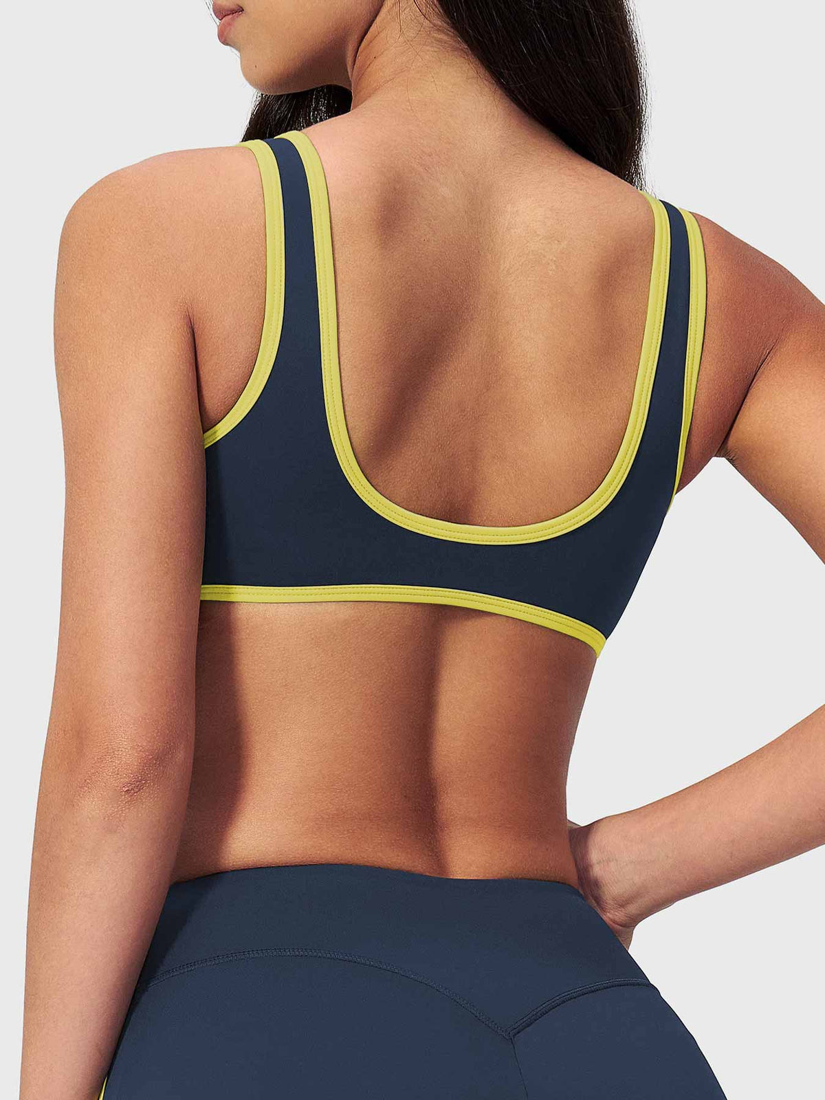 VYRA Ease Color-Block Sports Bra