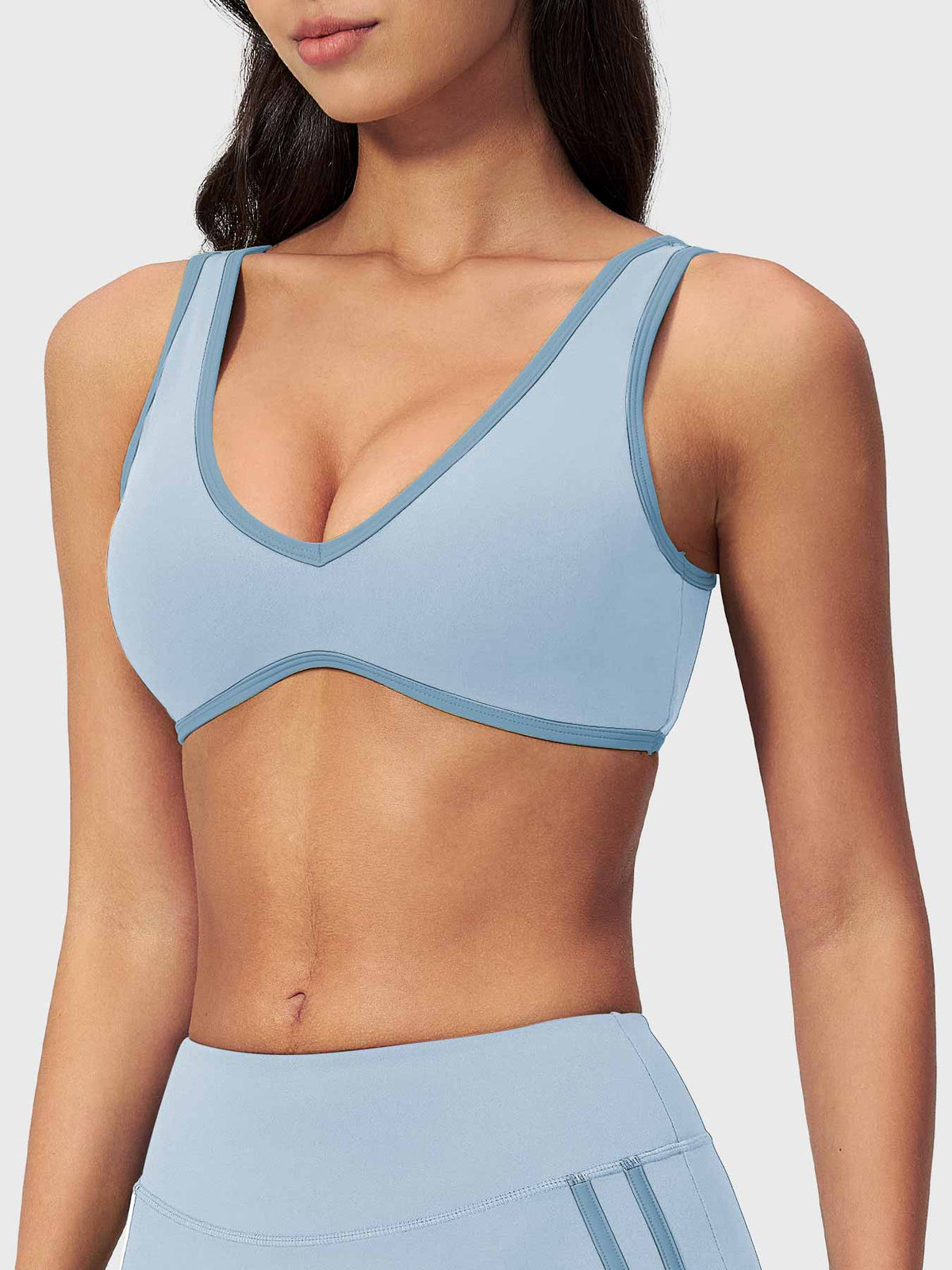 VYRA Ease Color-Block Sports Bra