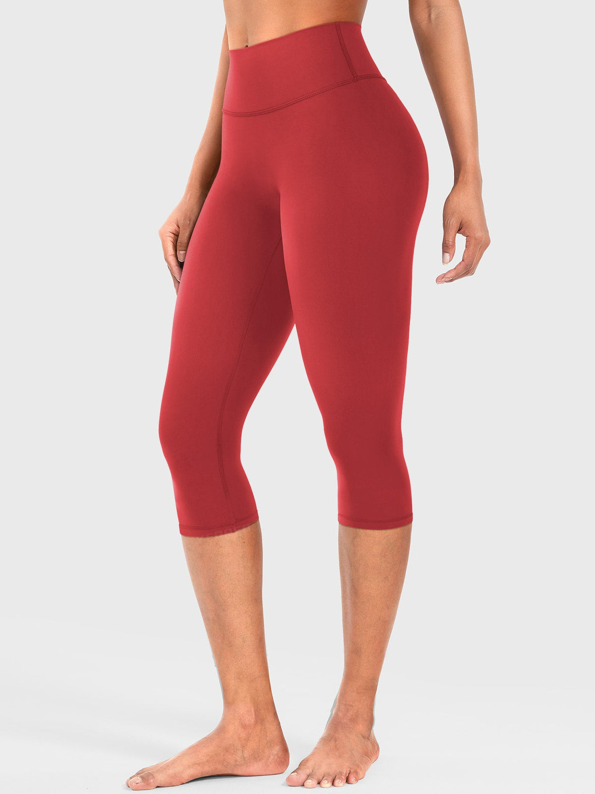VYRA Ease Y2K Off-Shoulder Capri Set