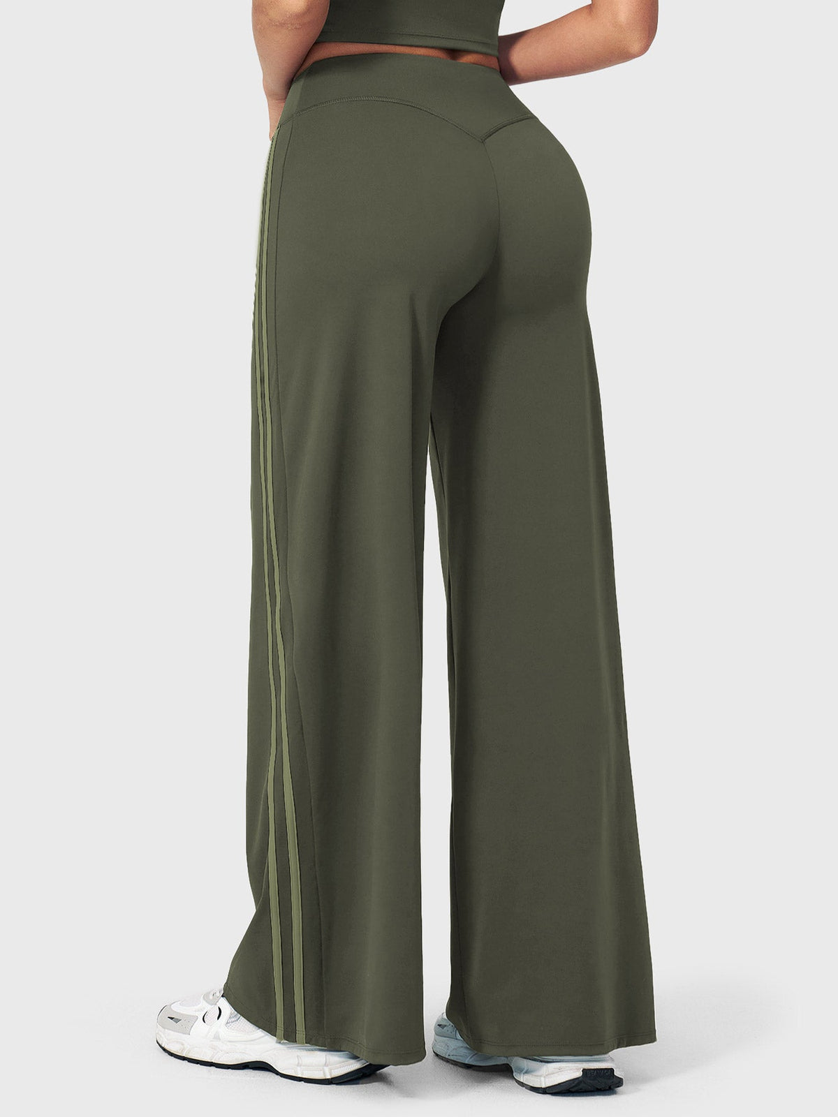 VYRA Ease Side-Stripe Straight Leggings